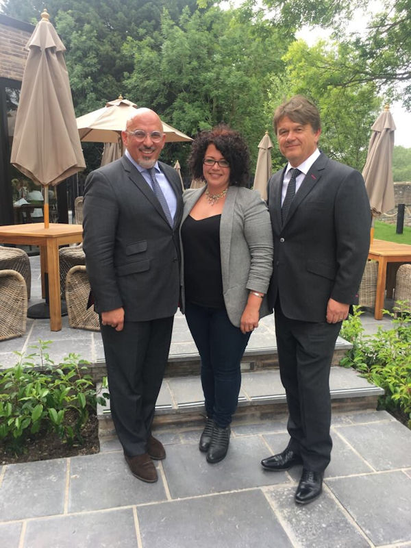 Nadhim Zahawi MP meets with Oakman Inns CEO, Peter Borg-Neal